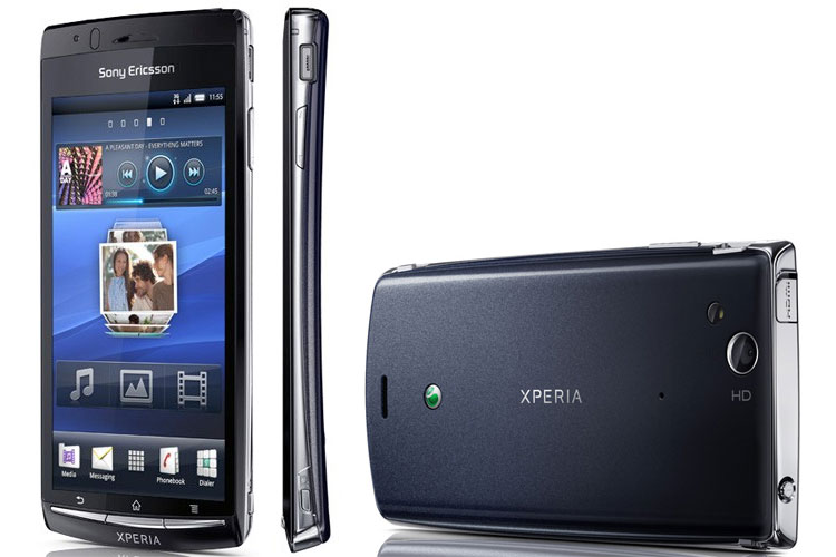 Vrei un smartphone elegant? Sony Ericsson Xperia Arc poate fi solutia potrivita