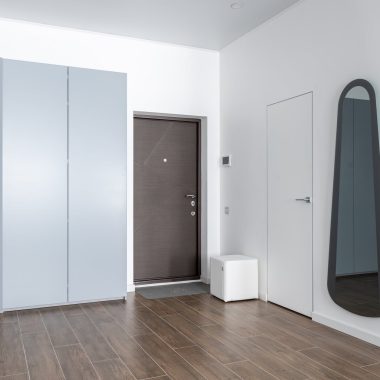 usi intrare apartament