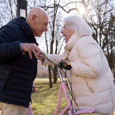 Există posibilități de voluntariat pentru rezidenții unui camin de batrani?