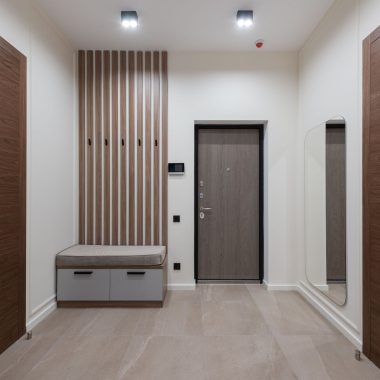usi intrare apartament